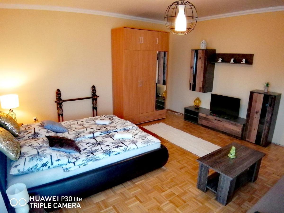 Zoeld Beka Hoforras Apartman Хайдусобосло Экстерьер фото